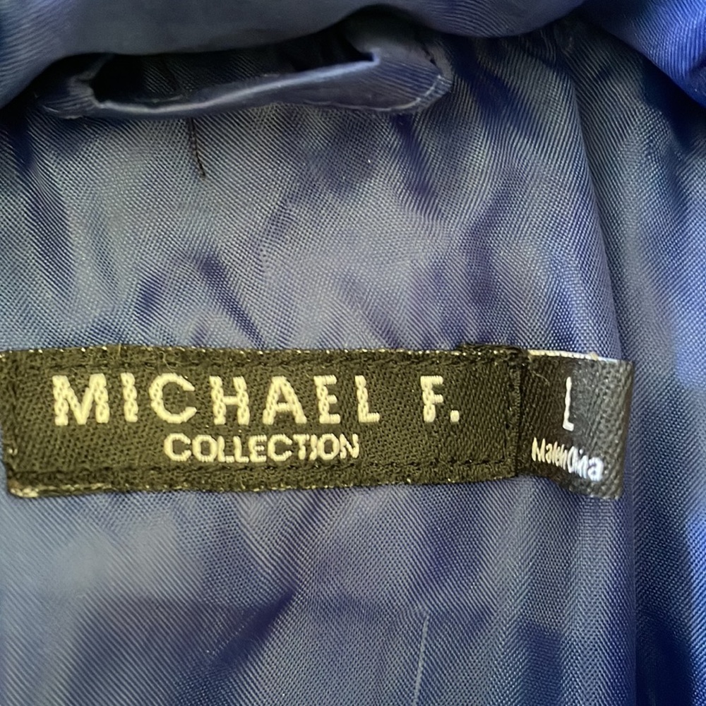 Coat - Picture 3 of 4